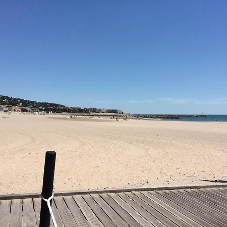 Apartment A Avec Terrasse, Parking Et Proche - Fr-1-338-375 *